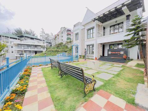 Sky Blue Resort Ooty Luaran gambar